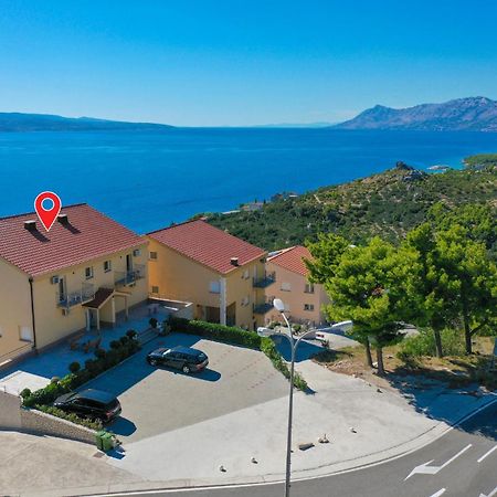 Stunning Apartment In Krvavica With Kitchen Εξωτερικό φωτογραφία